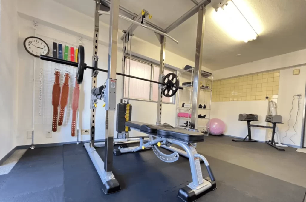 設備やパワーラック器具の充実度